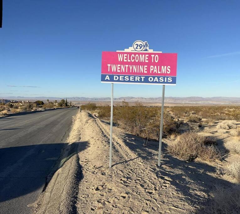 Joshua Tree National Park - Cozy Palms Getaway Apartment Twentynine Palms Exterior foto