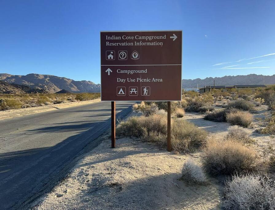 Joshua Tree National Park - Cozy Palms Getaway Apartment Twentynine Palms Exterior foto